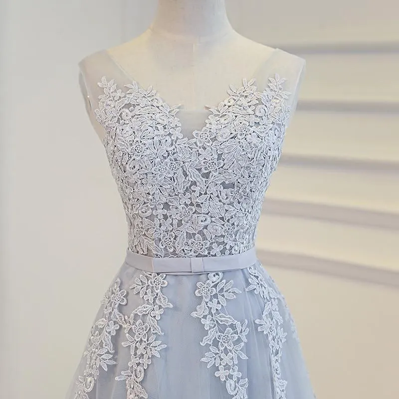 Elegant Lace Appliques Tea Length Bridesmaid Party Dresses