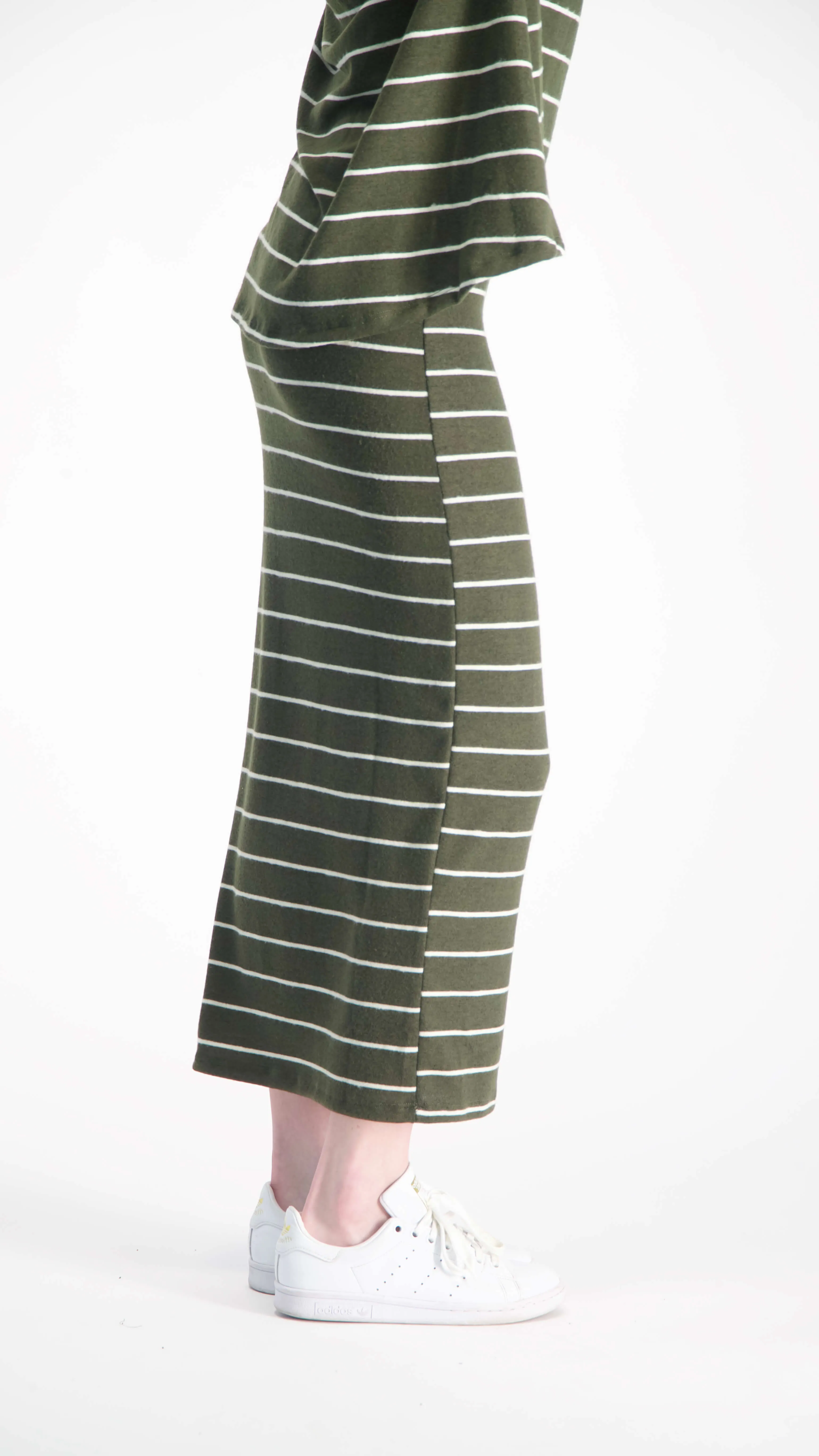 Skirt / Olive Line